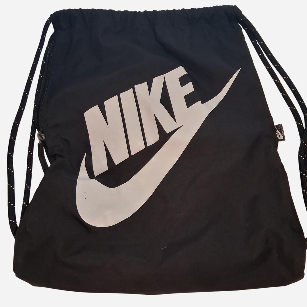 Mens Womens Nike black polyester drawstring bag with white swoosh logo